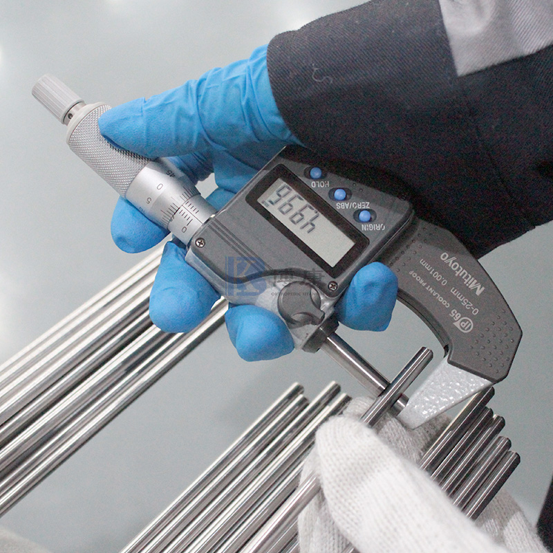 임플란트 제조업체를 위한 의료용 티타늄 라운드 바 공급업체 </br>ASTM F67/F136 인증 | ISO 13485 제조업체